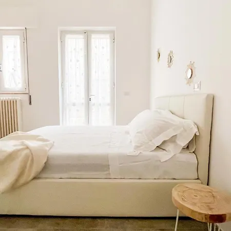 아파트 Yuna Rent - Residenza Delle Rose 로세토데글리아브루찌