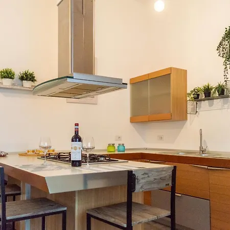 Yuna Rent - Residenza Delle Rose Apartment *