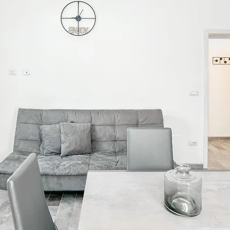 شقة Yuna Rent - Residenza Delle Rose