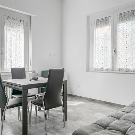 Yuna Rent - Residenza Delle Rose Apartment *