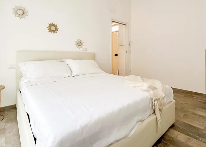 Yuna Rent - Residenza Delle Rose *