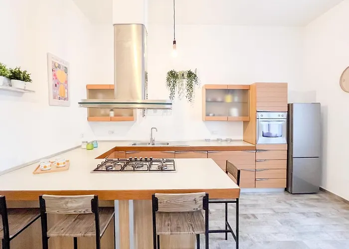 Апартаменты Yuna Rent - Residenza Delle Rose